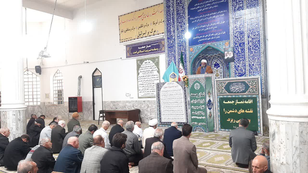 مردم ایران اجازه نفوذ دشمن را نخواهند داد